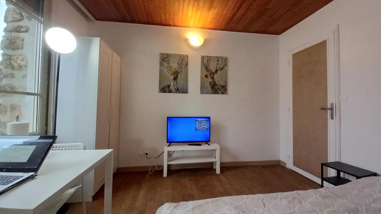Super Appartement Au Centre Ville De Rosny Sous Bois Bagian luar foto