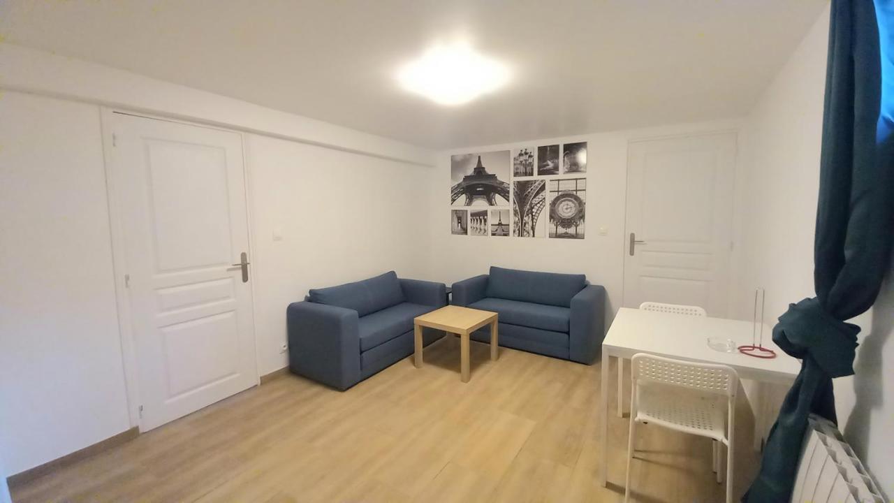 Super Appartement Au Centre Ville De Rosny Sous Bois Bagian luar foto