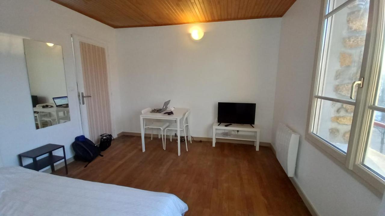 Super Appartement Au Centre Ville De Rosny Sous Bois Bagian luar foto
