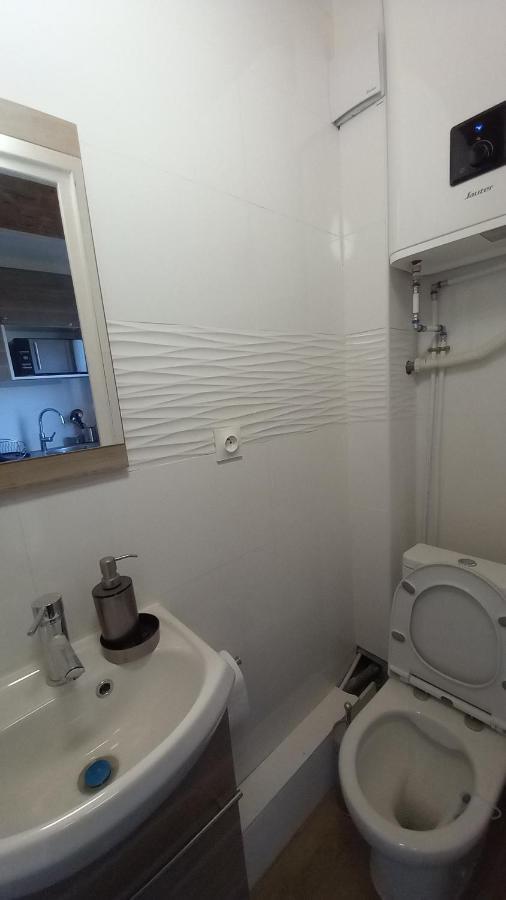 Super Appartement Au Centre Ville De Rosny Sous Bois Bagian luar foto