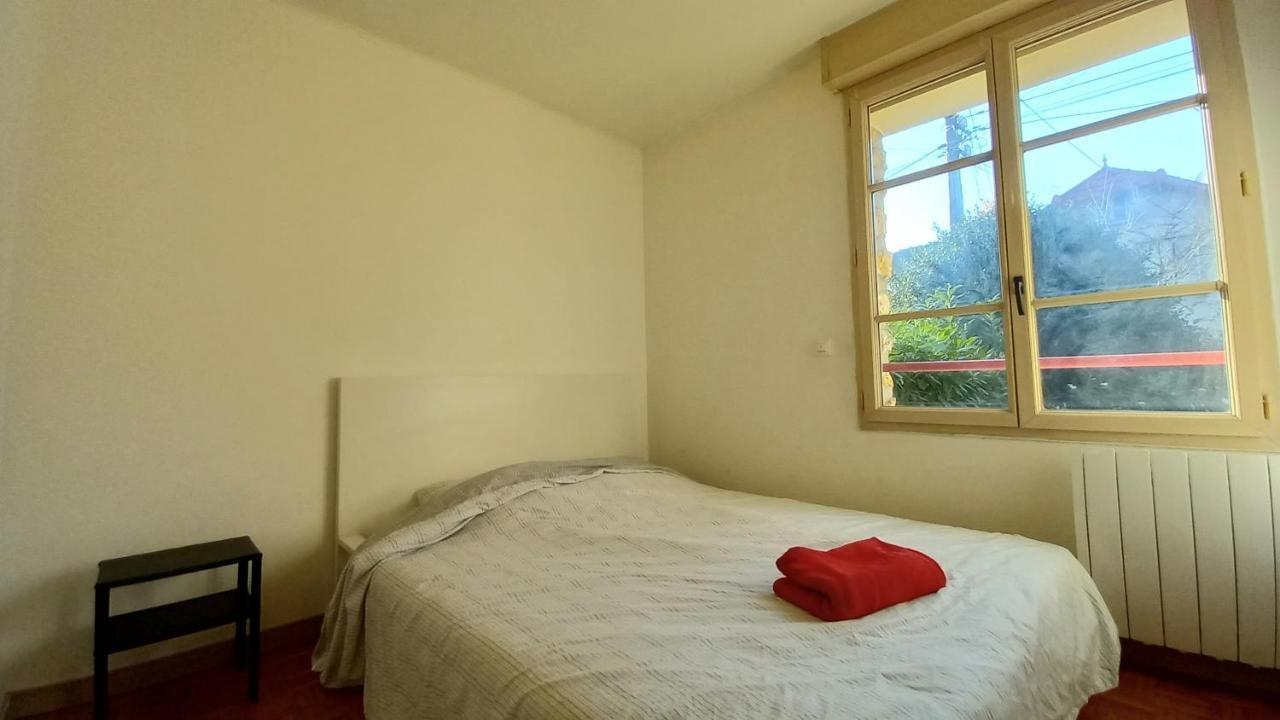 Super Appartement Au Centre Ville De Rosny Sous Bois Bagian luar foto