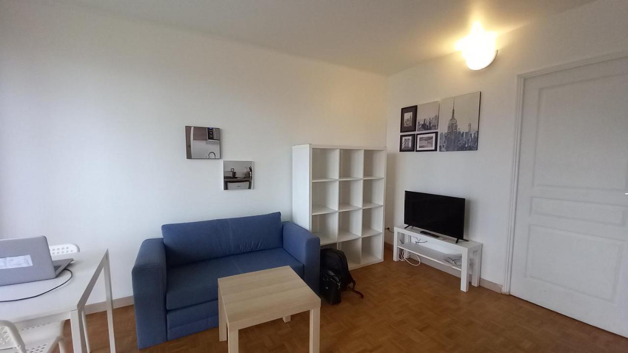 Super Appartement Au Centre Ville De Rosny Sous Bois Bagian luar foto