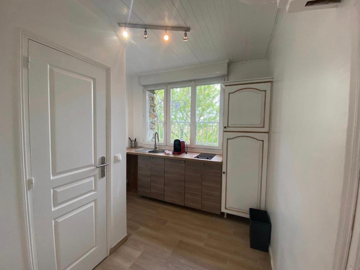 Super Appartement Au Centre Ville De Rosny Sous Bois Bagian luar foto